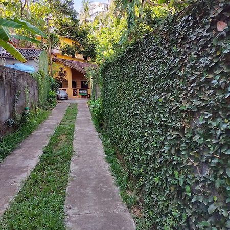 Brinkhouse Guesthouse , Unawatuna Beach エクステリア 写真