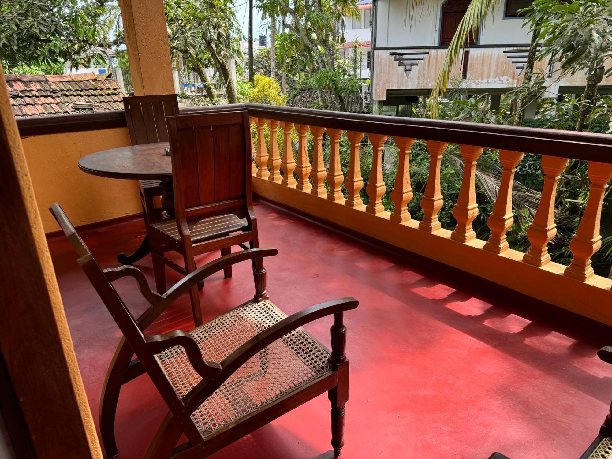 Brinkhouse Guesthouse , Unawatuna Beach エクステリア 写真