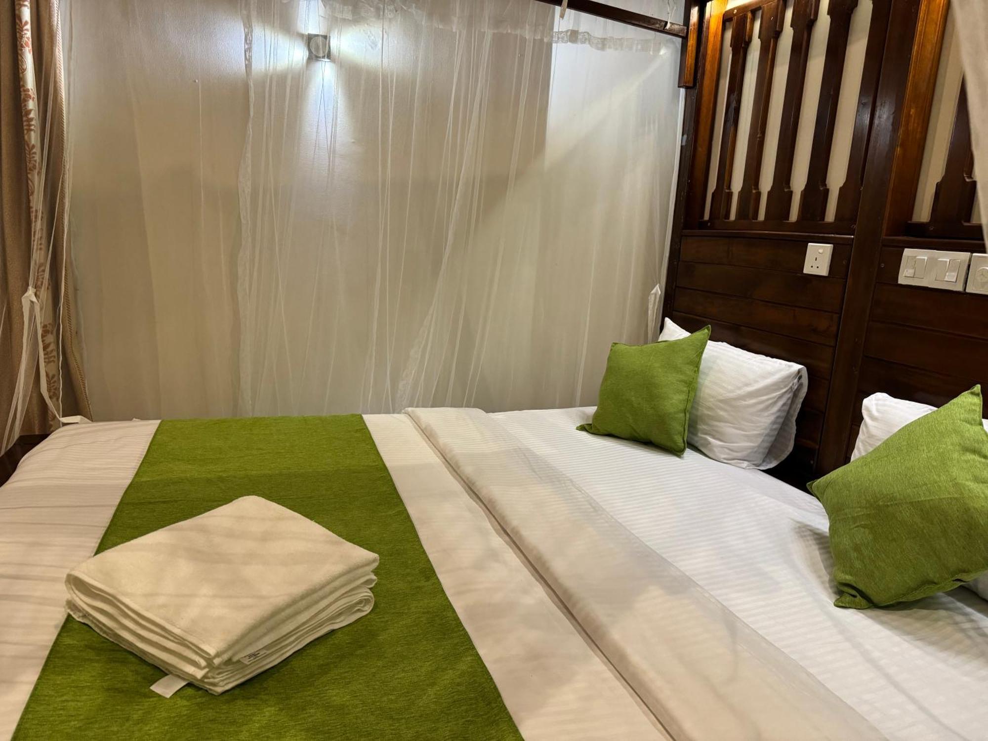 Brinkhouse Guesthouse , Unawatuna Beach エクステリア 写真