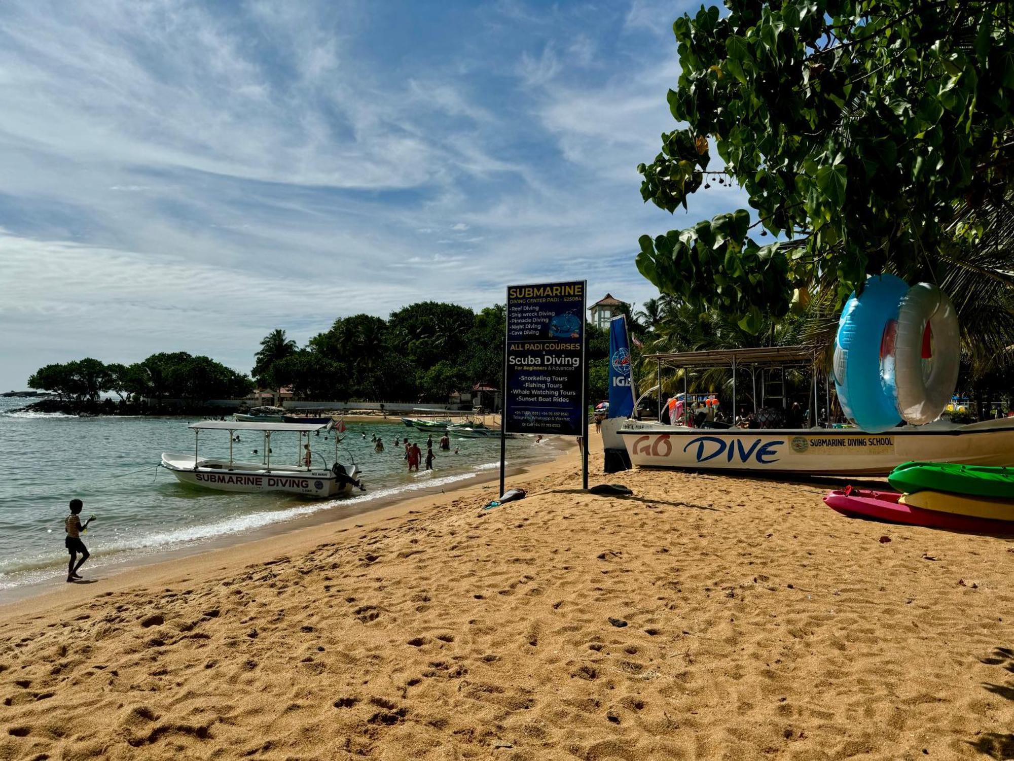 Brinkhouse Guesthouse , Unawatuna Beach エクステリア 写真