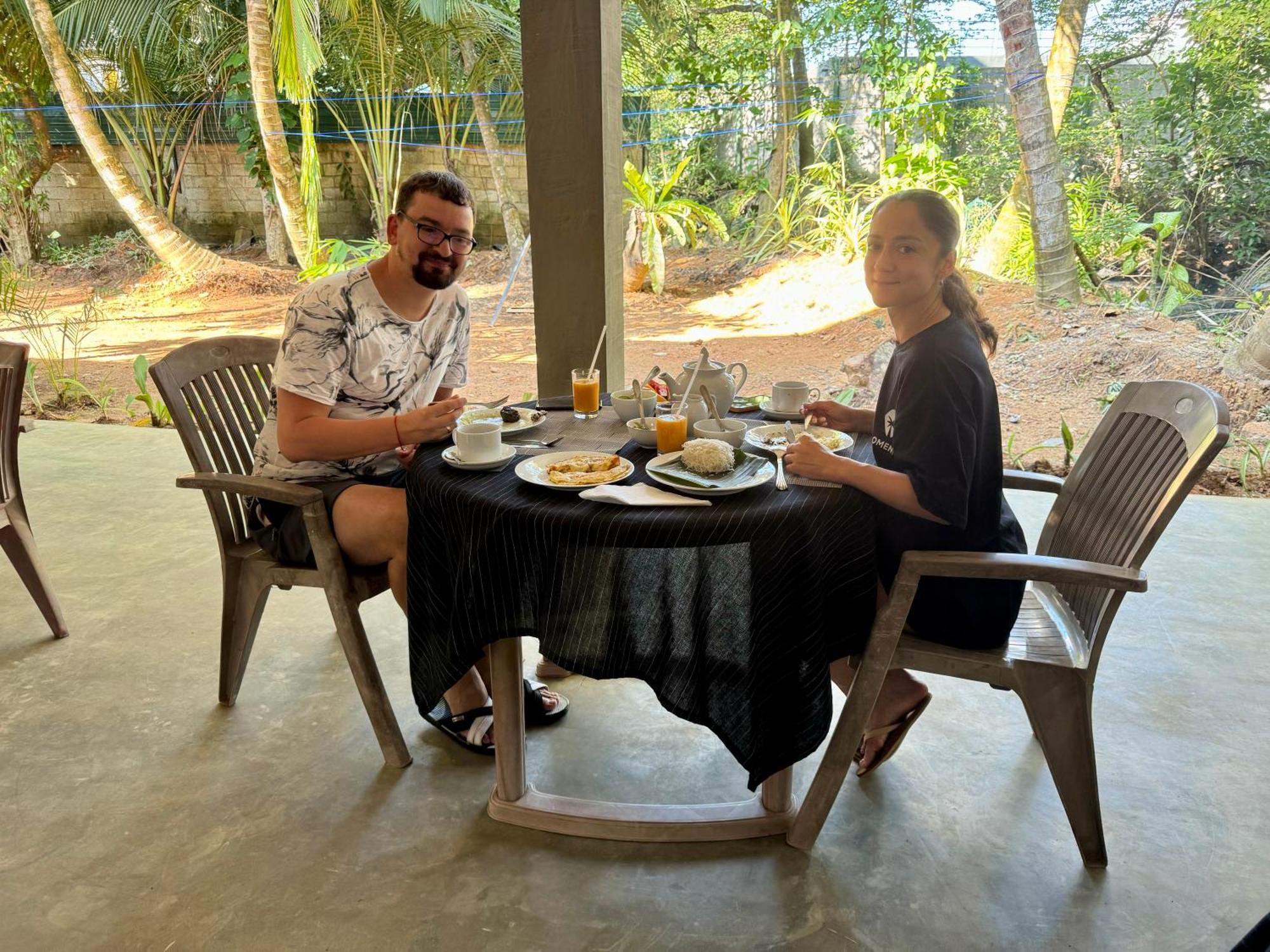 Brinkhouse Guesthouse , Unawatuna Beach エクステリア 写真